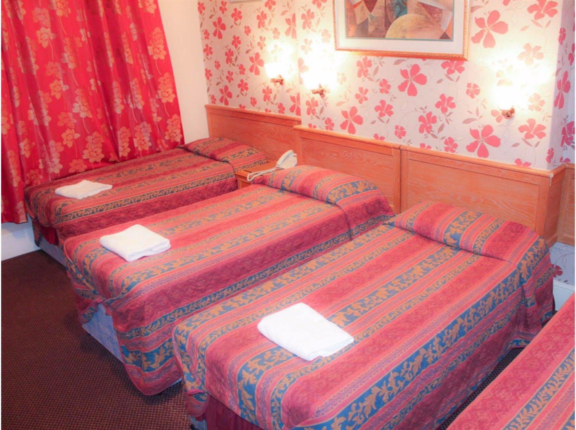 Lampton Guest House Hounslow Zewnętrze zdjęcie