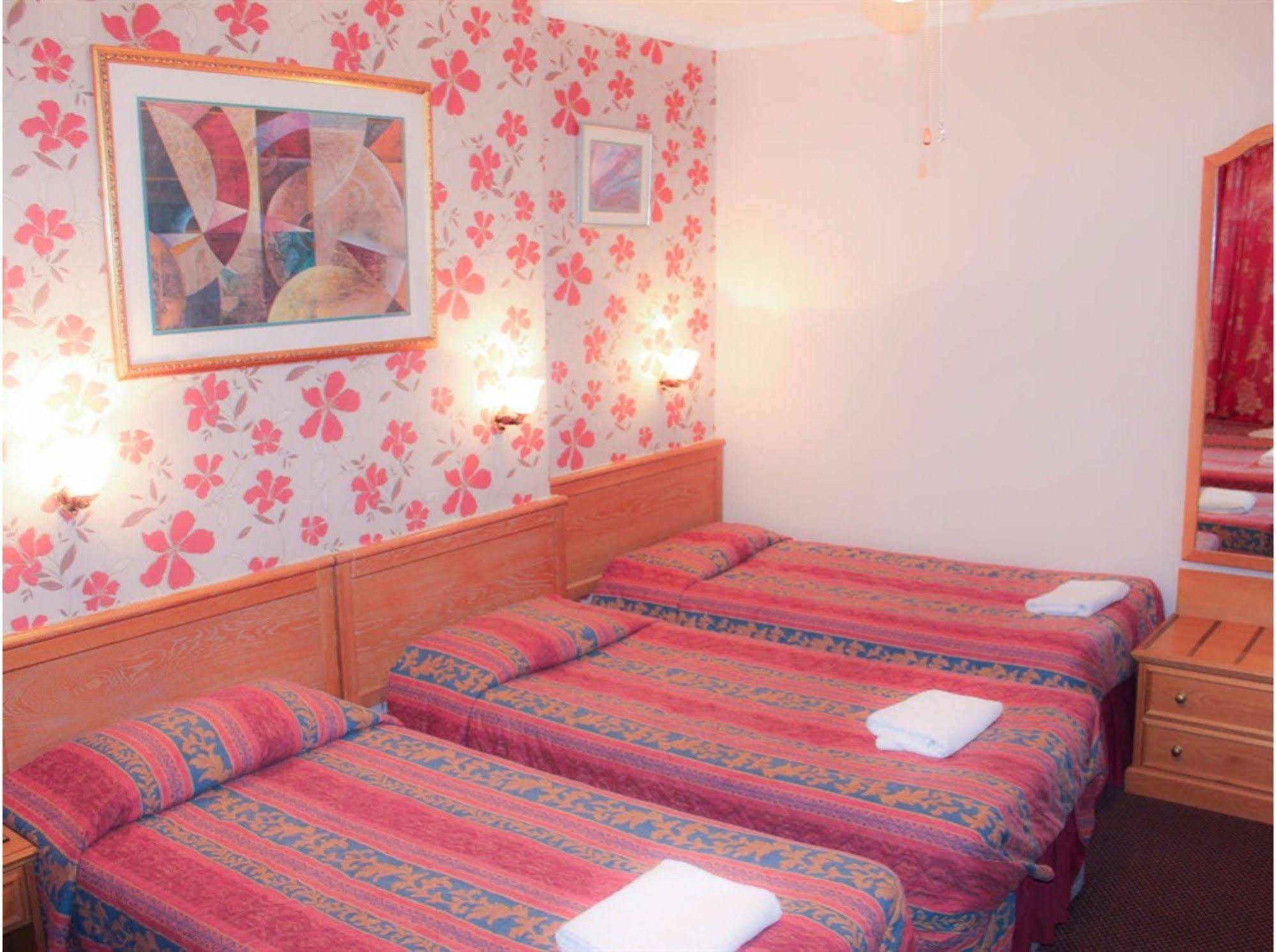 Lampton Guest House Hounslow Zewnętrze zdjęcie