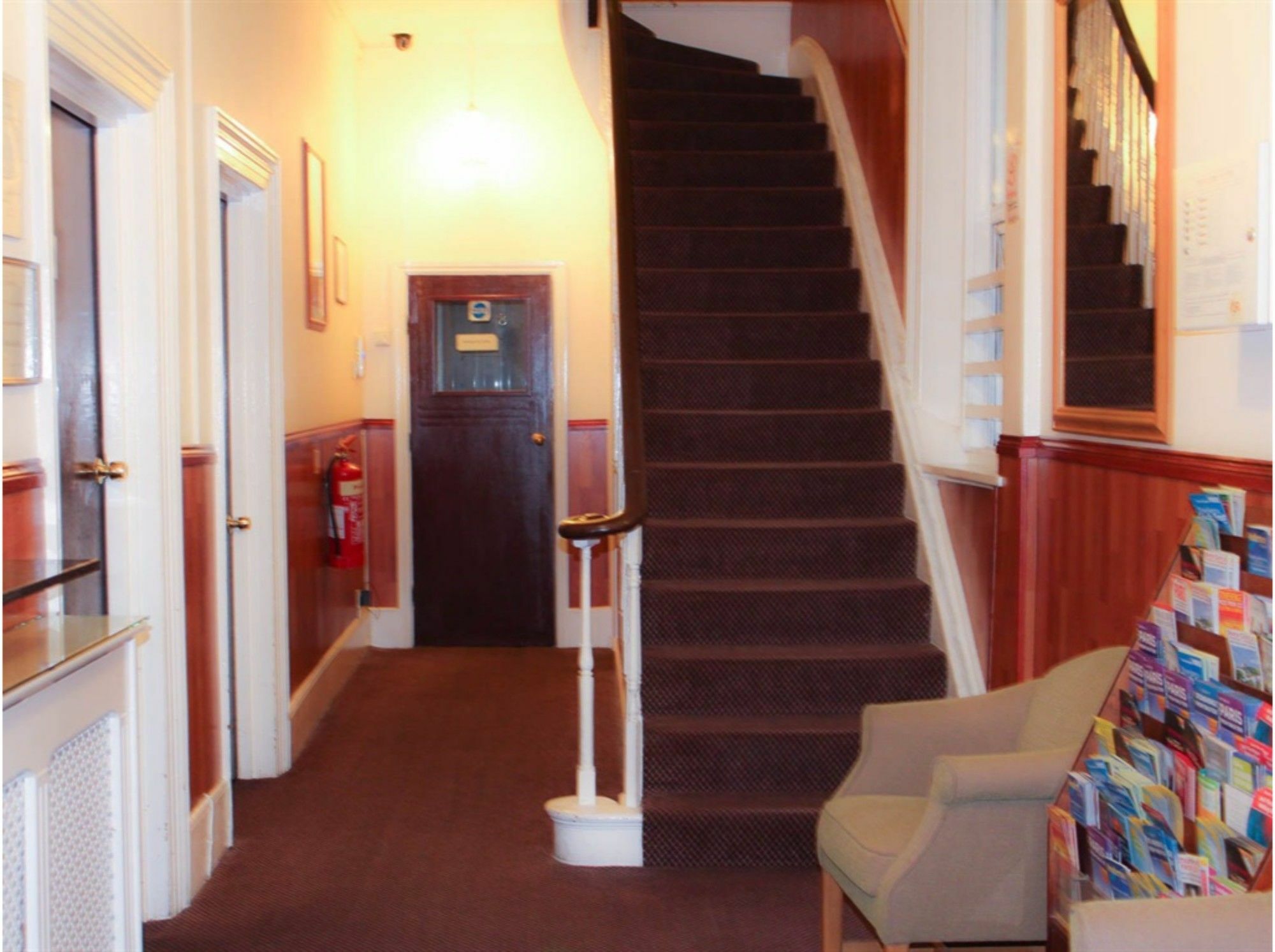 Lampton Guest House Hounslow Zewnętrze zdjęcie