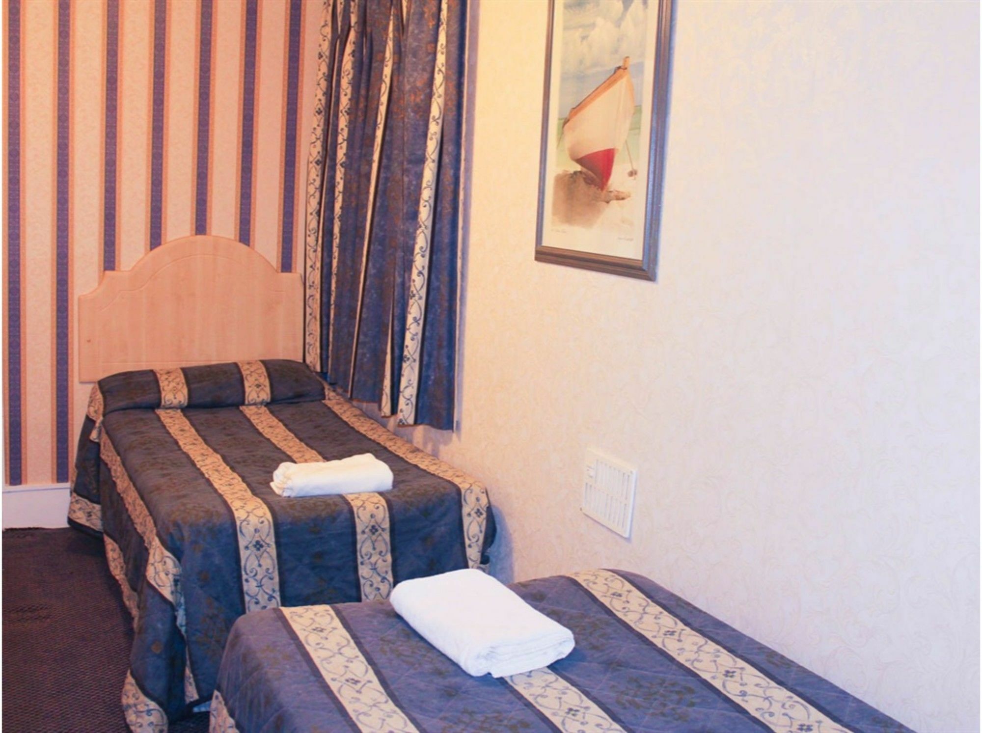 Lampton Guest House Hounslow Zewnętrze zdjęcie