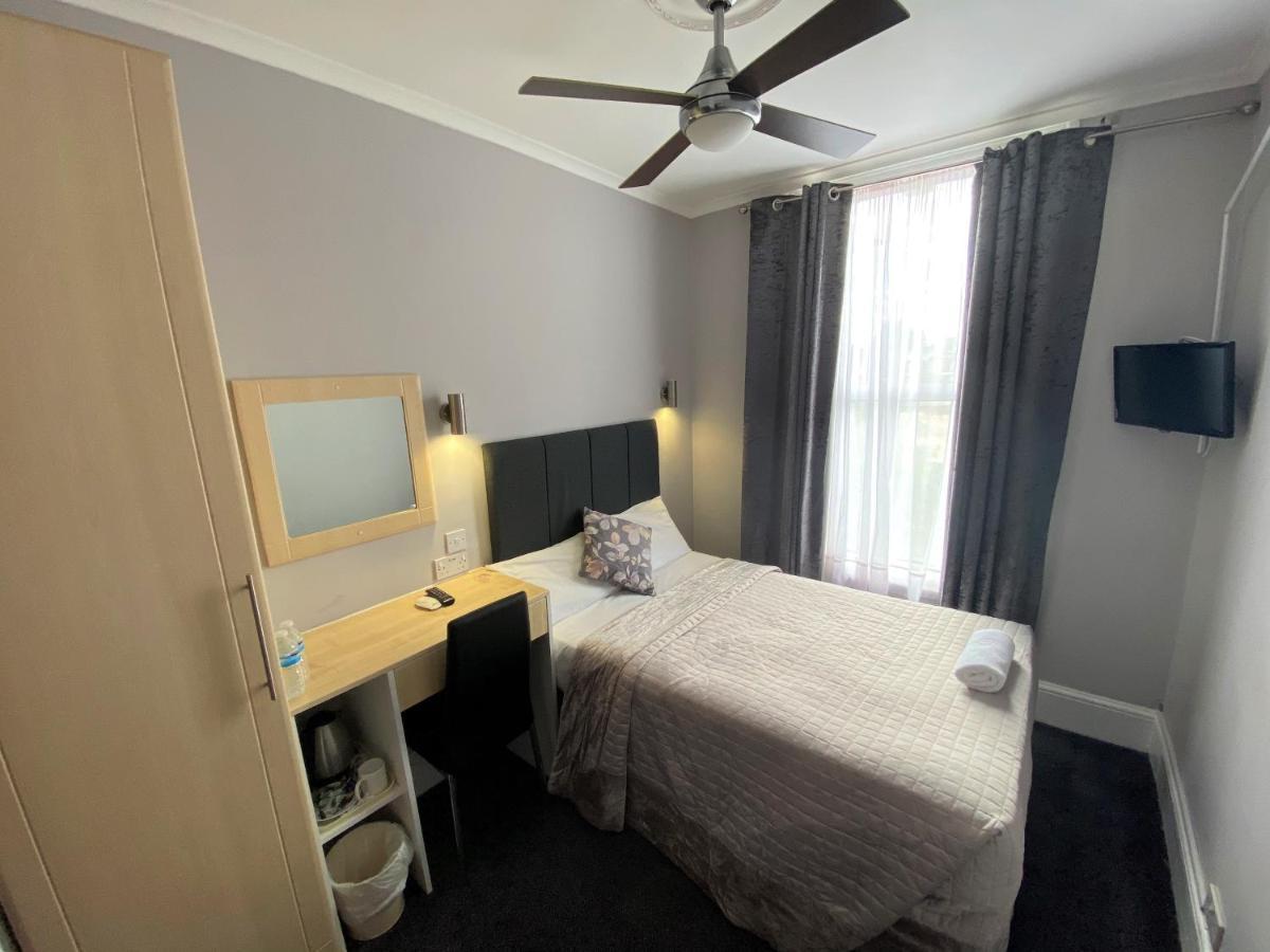 Lampton Guest House Hounslow Zewnętrze zdjęcie