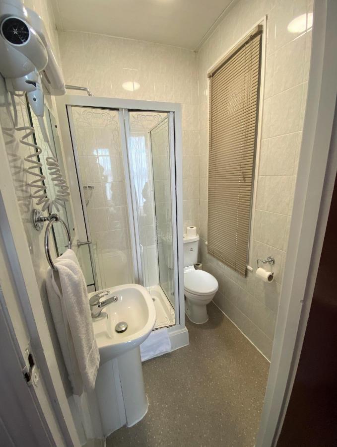 Lampton Guest House Hounslow Zewnętrze zdjęcie